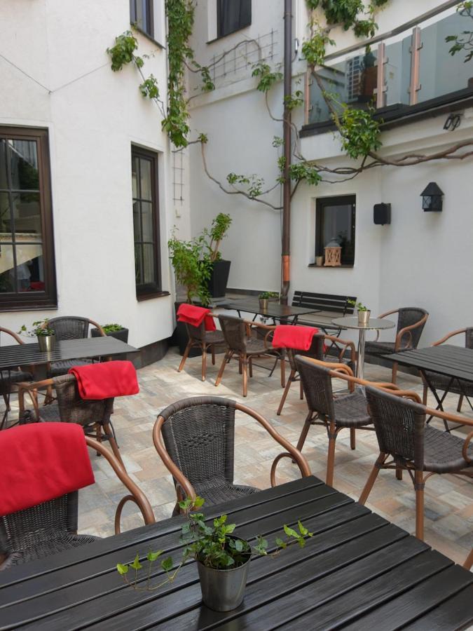 Hotel Weisses Ross Elsterwerda Exterior foto