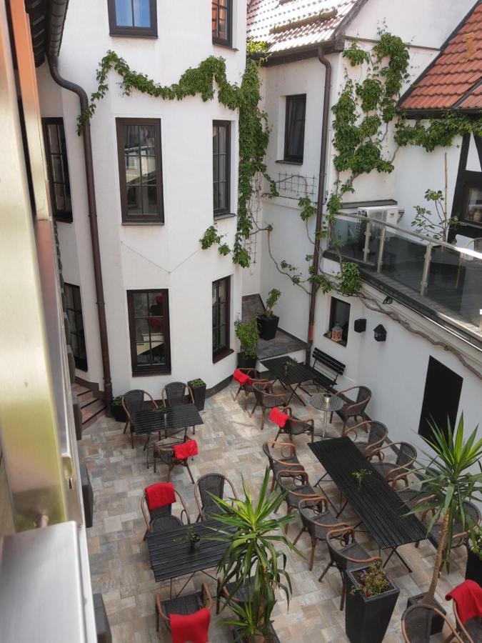 Hotel Weisses Ross Elsterwerda Exterior foto